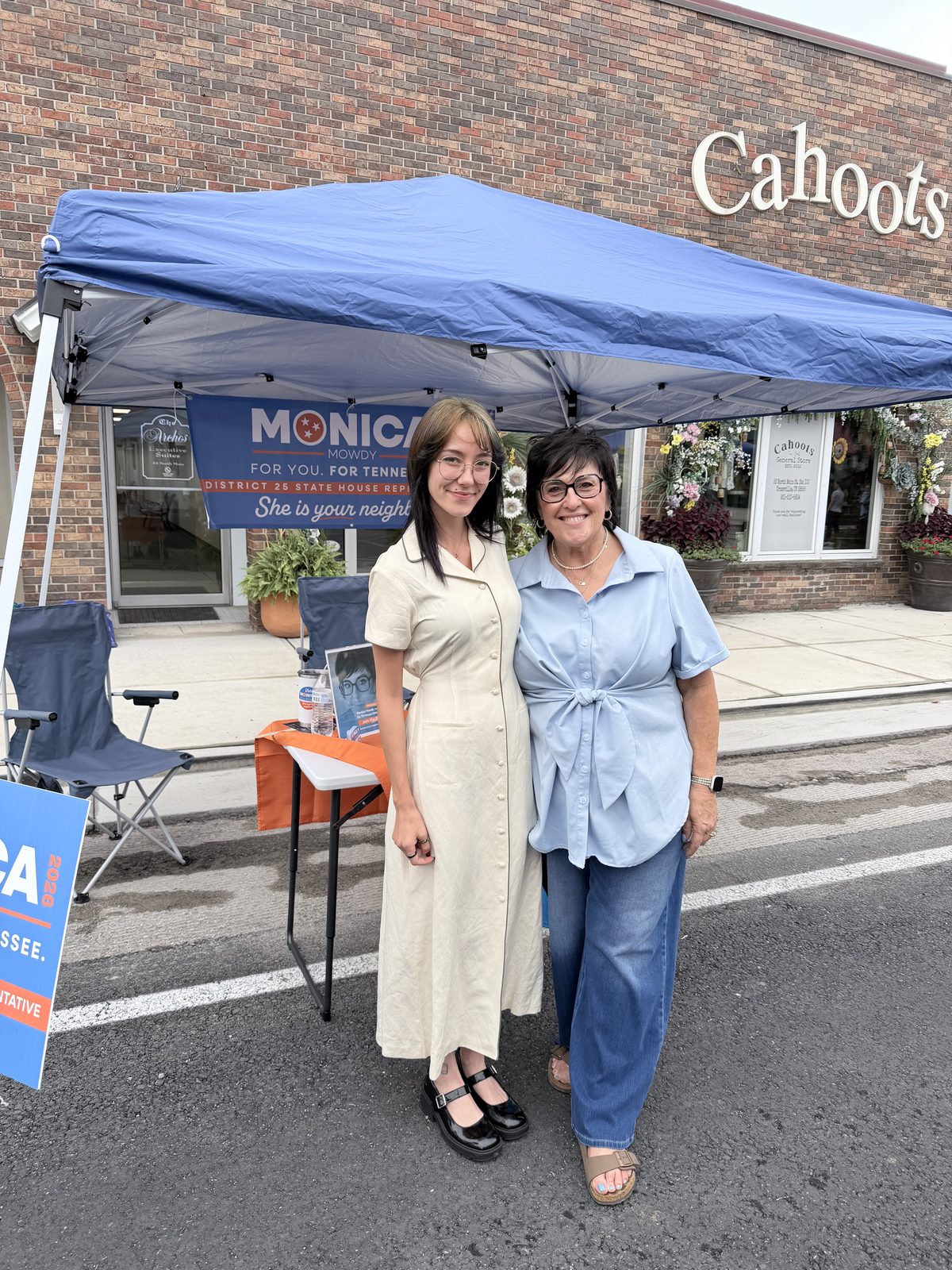 Monica with a supporter at Crossville Downtown Crossroads